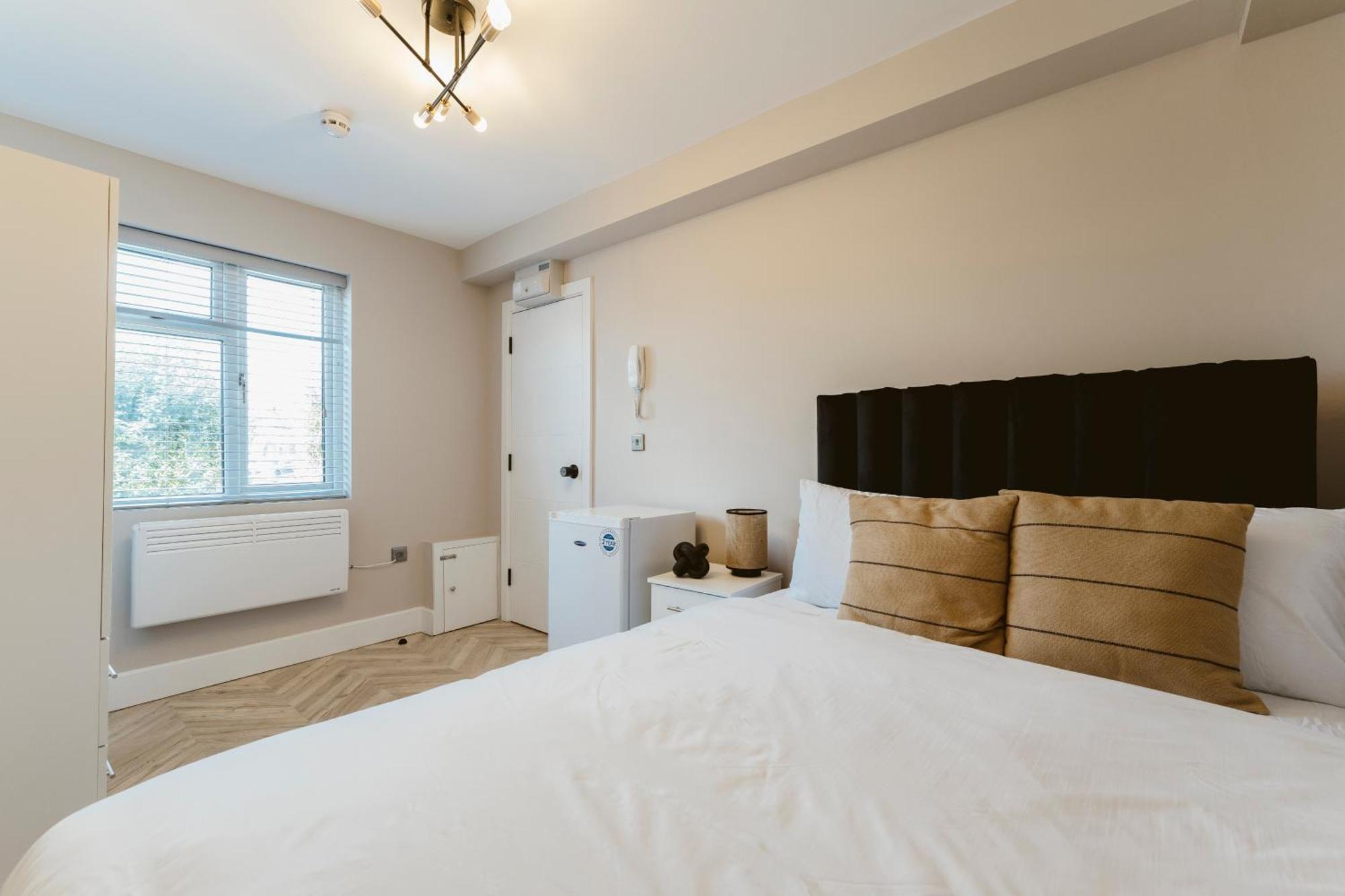 West Drayton Self Contained Studios Exterior photo